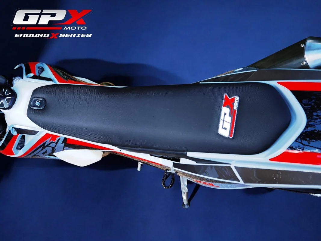 2026 GPX TSE 300L 2 Stroke - View 4