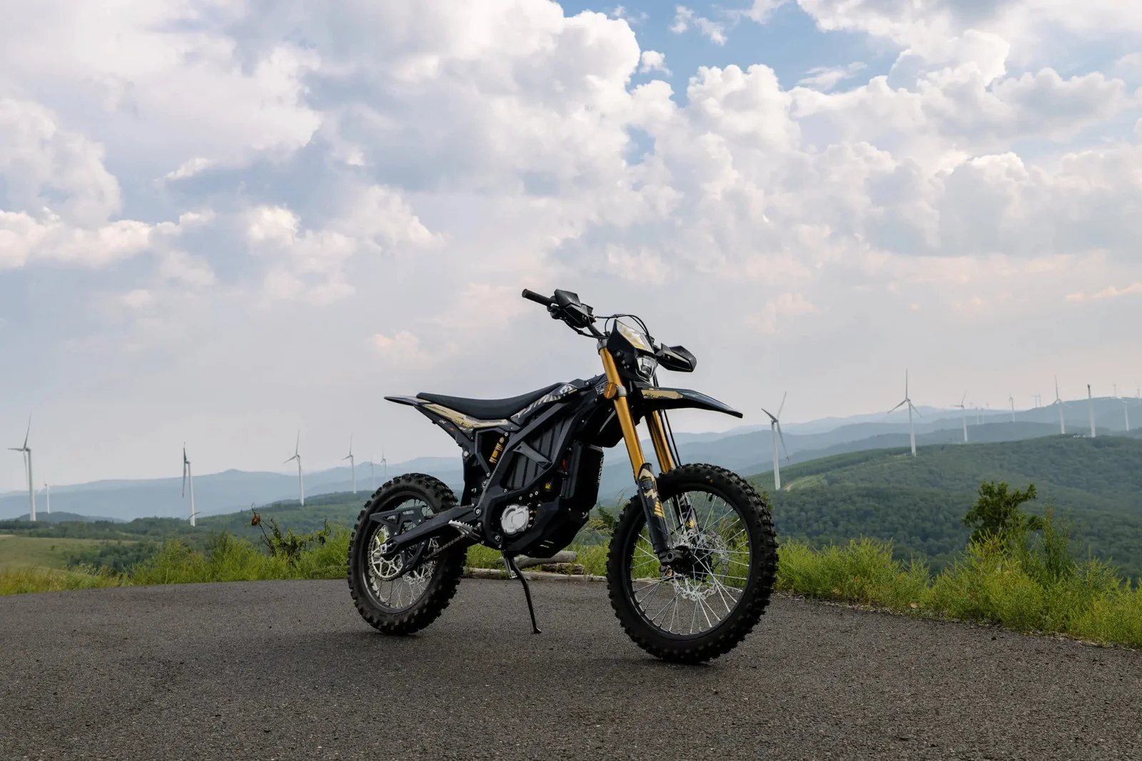 SUR RON ULTRA BEE X 2025 OFF ROAD - View 4