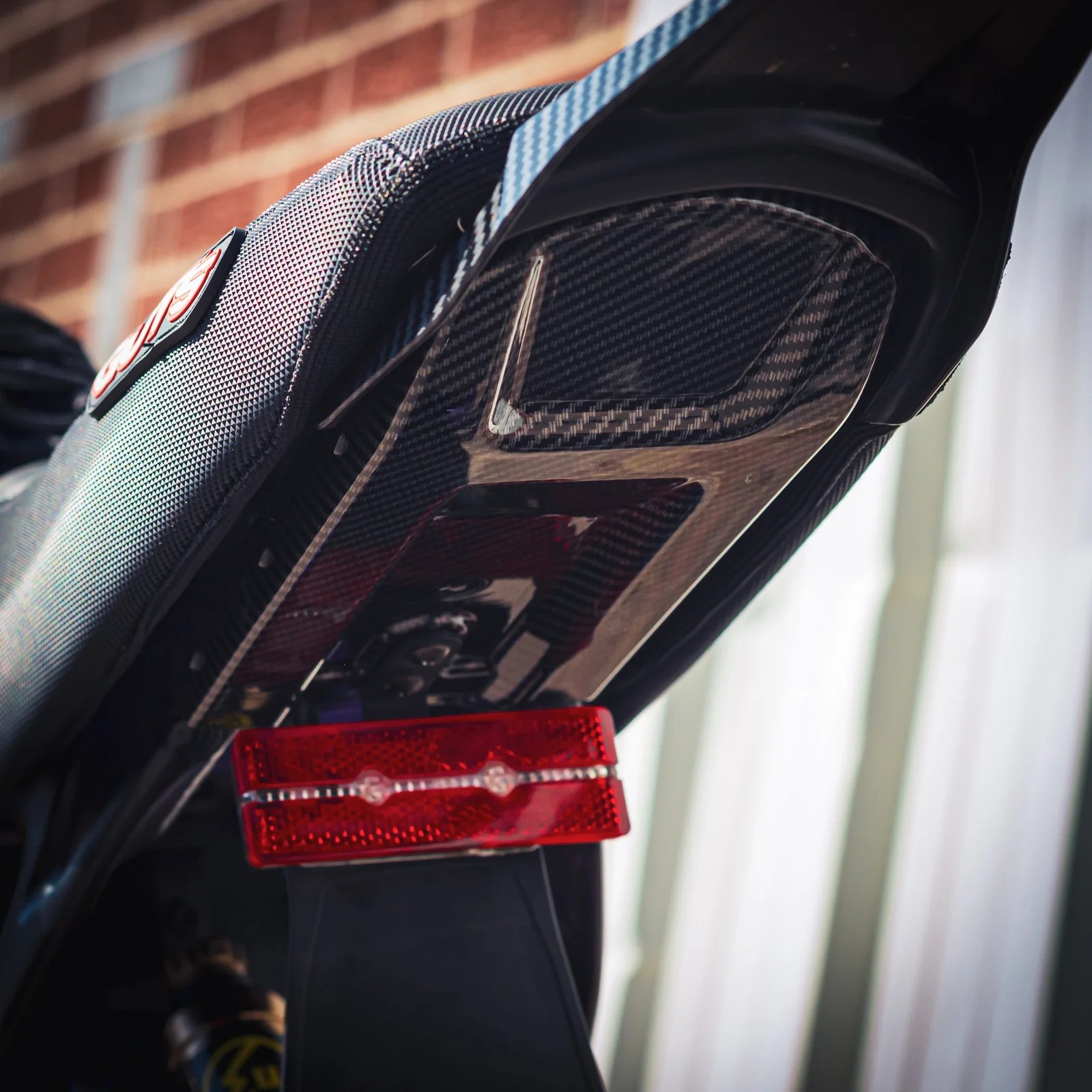 SUR RON UNDER SEAT MUDGUARD/INNER PANEL - CARBON - View 2