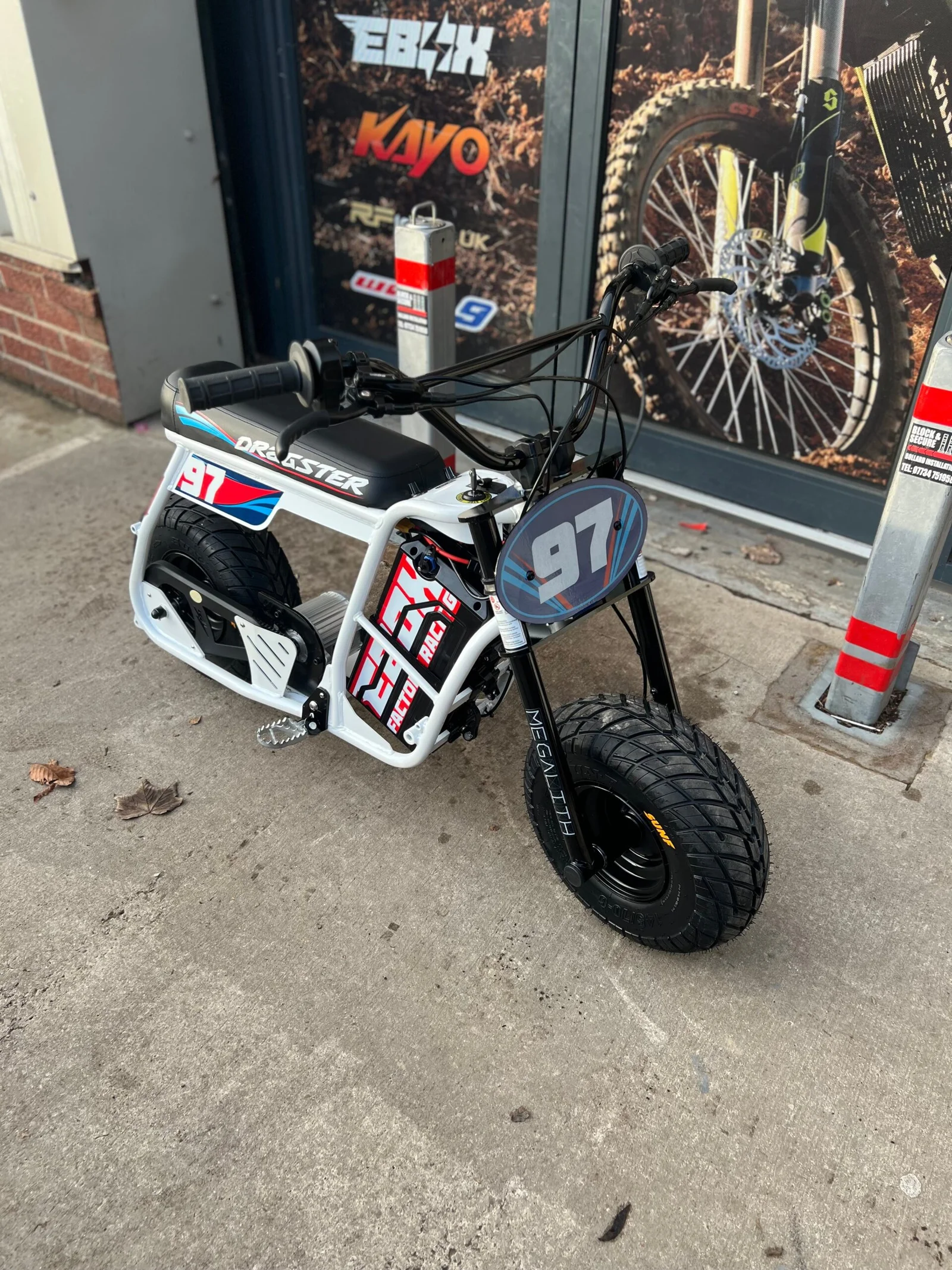 USED WHITE EBOX DRAGSTER - View 2
